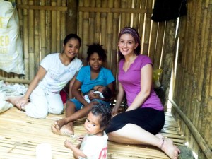 Doula Amber Berry with new mom in the Phillippines